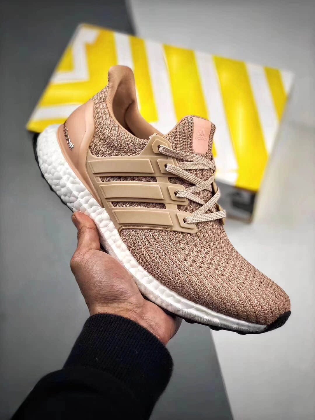 Adidas ultra boost 4.0 2025 w champagne pink bb6309